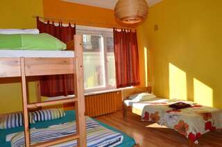 Хостелы Viru Backpackers Hostel Таллин Семейный номер (для 4 взрослых)-2